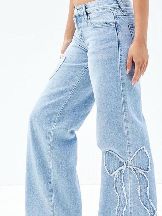 Edikted Pants - Edikted Light Blue Wide-Leg Embroidered Bow Jeans